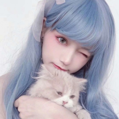 白灏宇:微信头像/女生/   懂我奇奇怪怪 陪我可可爱爱
