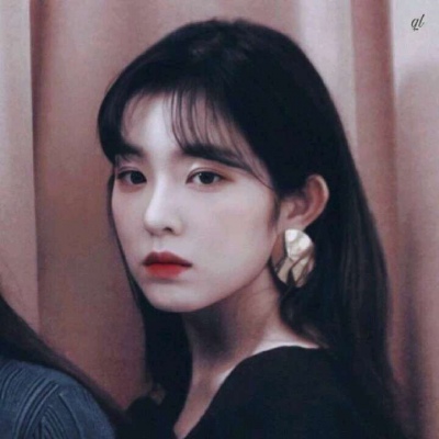 白灏宇:微信头像/女生/   懂我奇奇怪怪 陪我可可爱爱