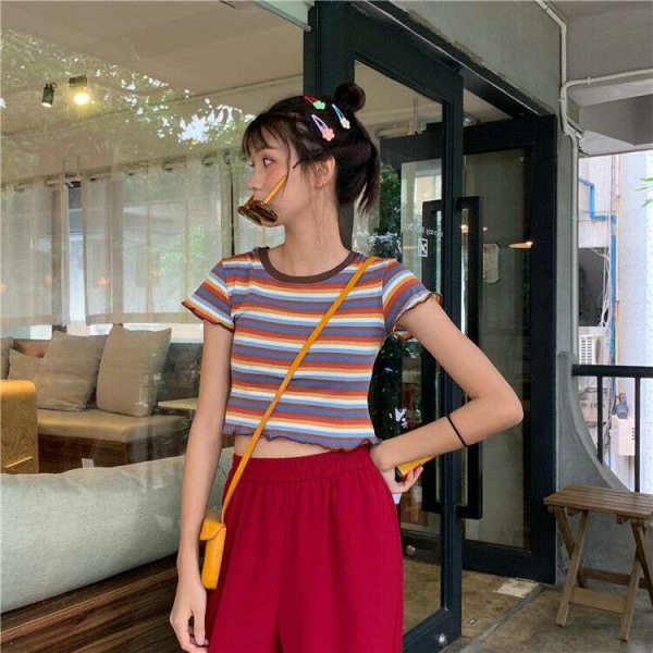 桃妖 吊带背心/彩虹/条纹女生微信头像