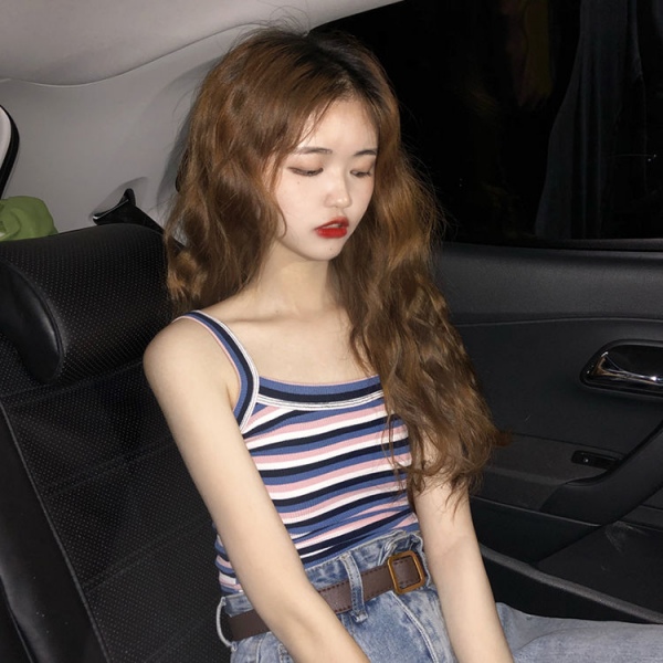 桃妖 吊带背心/彩虹/条纹女生微信头像