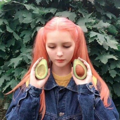 念七 魅力高冷欧美女生头像