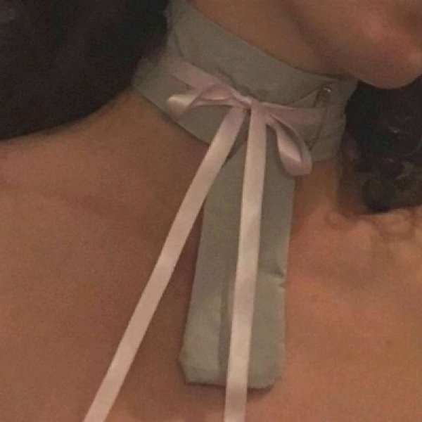 白灏宇:微信头像/部位/女生/      三观很歪 都偏向你