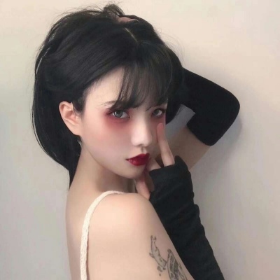 高冷女头（霸气 高冷 超酷）月牙儿