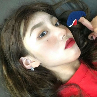 高冷女头（霸气 高冷 超酷）月牙儿