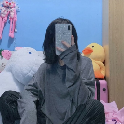 蓝色系风格女头/生活再糟糕也不妨碍你变得更好.