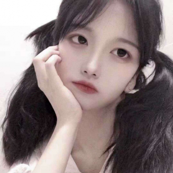 女生头像/温柔且上进.