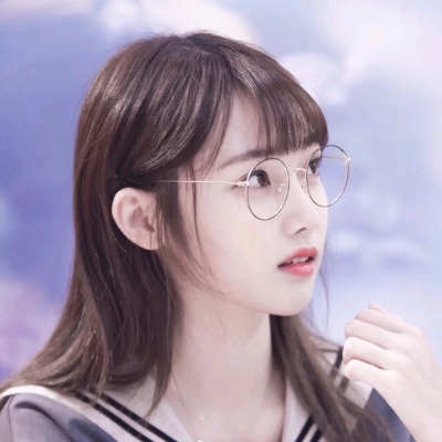 允言/可爱软妹微信女    你未必光芒万丈但始终温柔有光