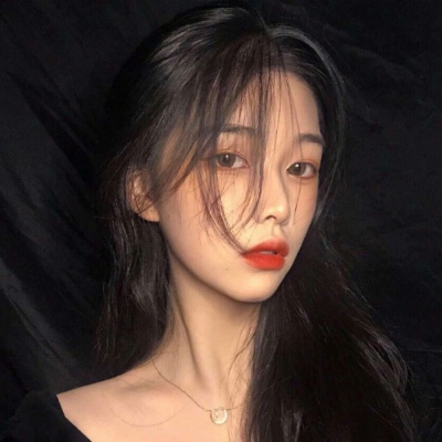 白灏宇:微信头像/女生/   谢谢您百忙之中还记得来敷衍我这个闲人