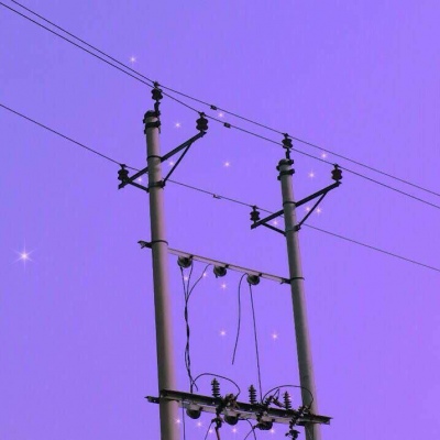 江喻绾    你坠落星河 却不知人间苍苍再难遇我。?