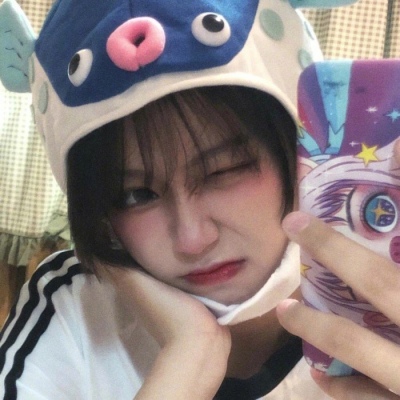 小清新唯美女头  众人平庸，你是人间星光