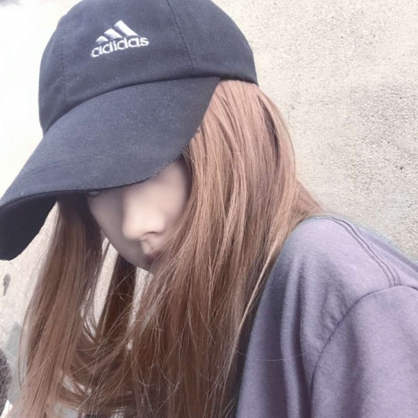 林哲 微信头像/帽子女头 下学期很短 多看看喜欢的人