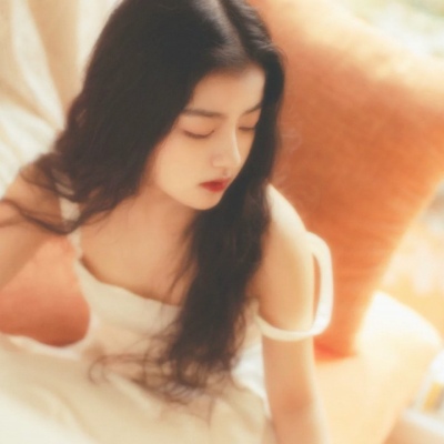 超唯美是港风女头/微信头像/ 我差点死在你有新欢的那个晚上.