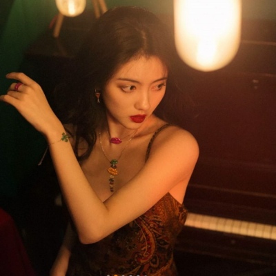 超唯美是港风女头/微信头像/ 我差点死在你有新欢的那个晚上.