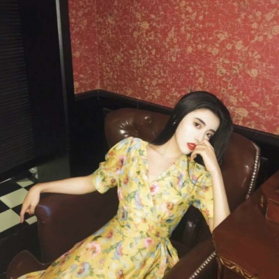 超唯美是港风女头/微信头像/ 我差点死在你有新欢的那个晚上.