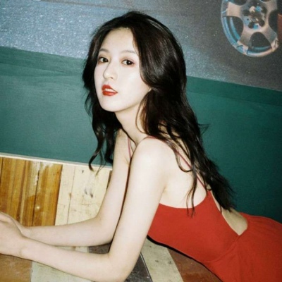 超唯美是港风女头/微信头像/ 我差点死在你有新欢的那个晚上.