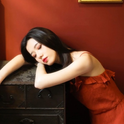 超唯美是港风女头/微信头像/ 我差点死在你有新欢的那个晚上.