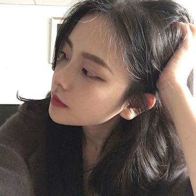 林知晚  微信小清新复古女生头像