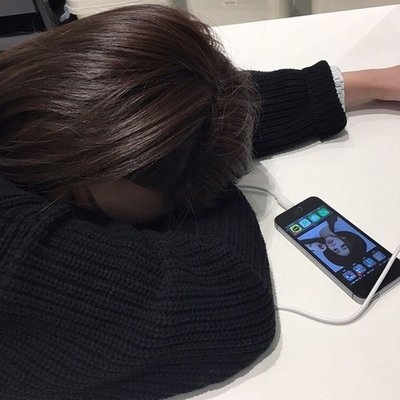 林知晚  微信小清新复古女生头像