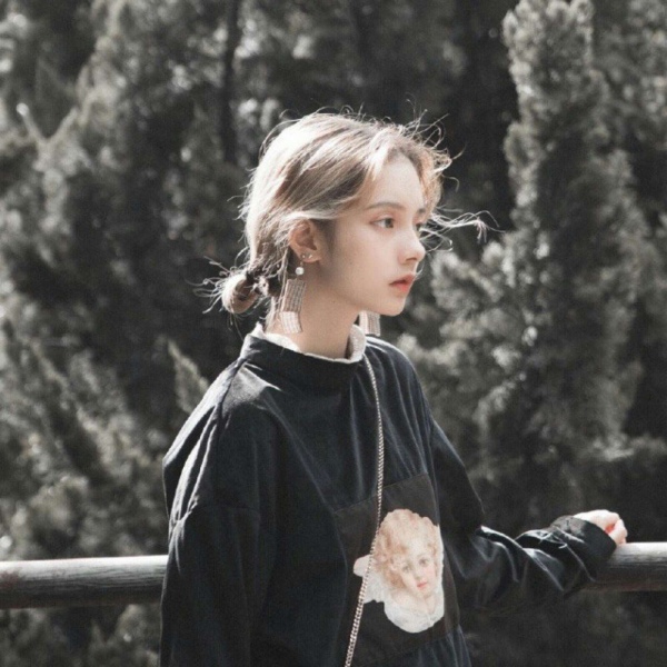 念七 欧美女生头像
