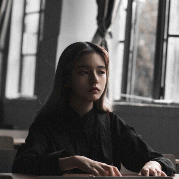 念七 欧美女生头像