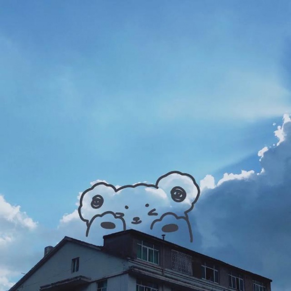 发现了天上的小可爱，背景图片