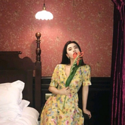 林知晚   微信港味自然旧女头