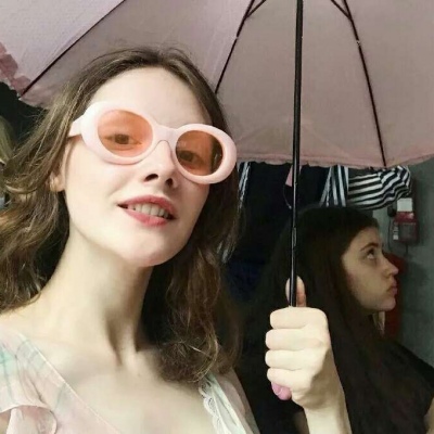 安奈 混搭风高清女头 愿你白天有说有笑  晚上睡个好觉