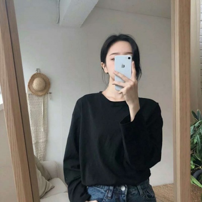 安奈 气质微信女头 想藏一支口红 遇到对的地方对的人 留下许多有故事的吻