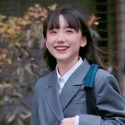 宋词/芦田爱菜/小熊偷吃了糖果，就变成甜甜的小熊软糖啦