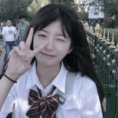 允言/高清唯美清新可爱女生头像   我从温柔手里偷来了你.