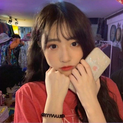 风格女生头像｜部分源最右｜人间烟火，山河辽阔无一是你无一不是你