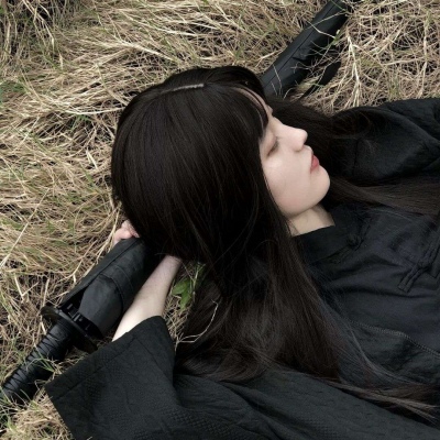 风格女生头像｜部分源最右｜人间烟火，山河辽阔无一是你无一不是你