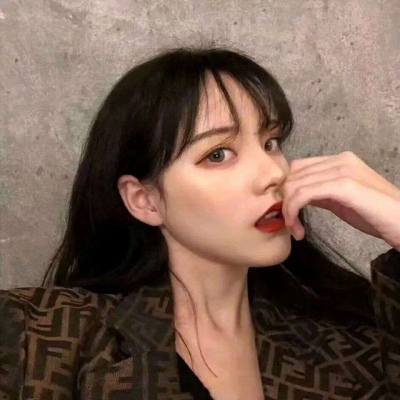 风格女生头像｜部分源最右｜人间烟火，山河辽阔无一是你无一不是你