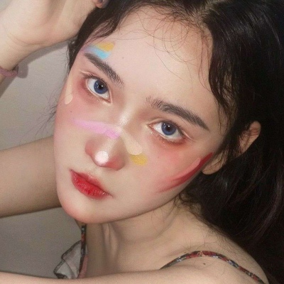 风格女生头像｜部分源最右｜人间烟火，山河辽阔无一是你无一不是你