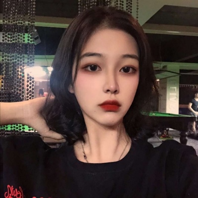 风格御姐霸气女头/月是云中散客 卿是人间角色 亦是人间难得.