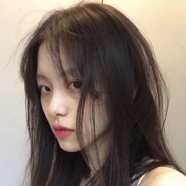 微信唯美高清女头/在枕头下放一颗糖 做一个甜甜的梦.