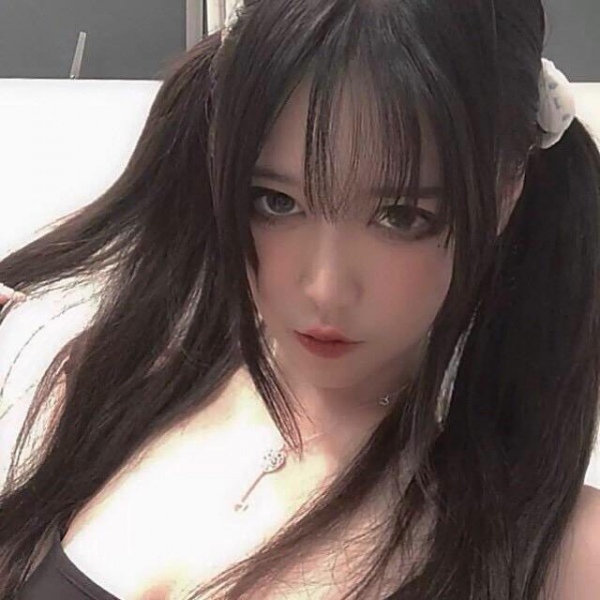 玩网女头/御姐风/我的眼睛不是彩虹缸 装不下你各种脸色.