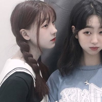 江奕/微信复古时尚女头/拜托千万别被廉价的话感动