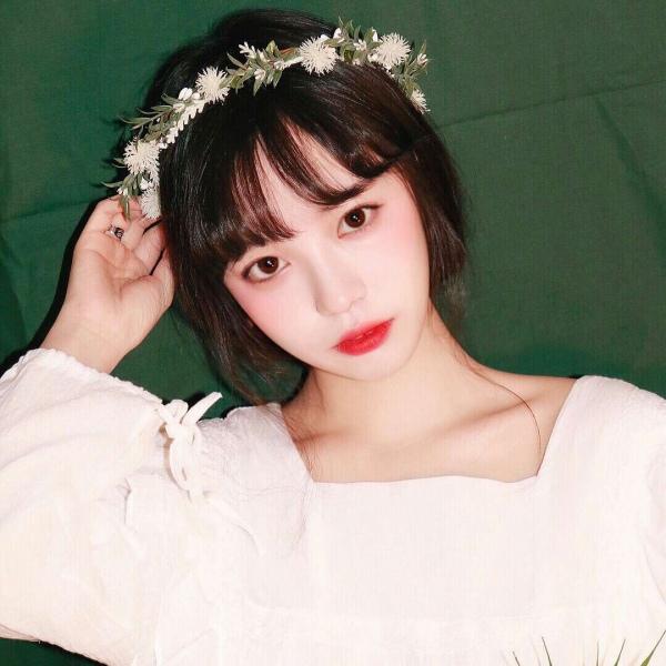 白灏宇:微信头像/女生/依赖是喜欢的开始 习惯是长情的贯穿