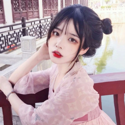 优质高清可爱女头:你贯穿我的山河似暮色沉溺暗燃星火