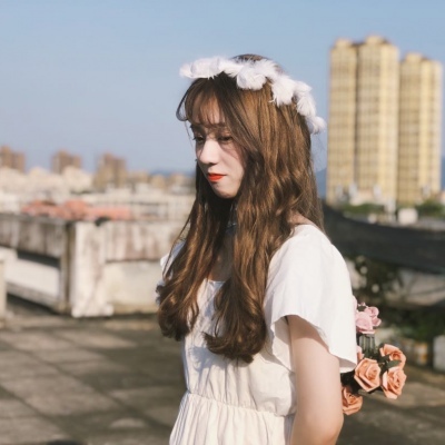 允言/小清新唯美意境女生头像    他看得见我但他眼里没有我