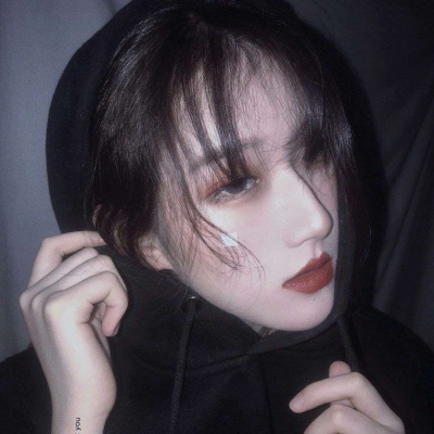 女生小姐姐漂亮五官头念七