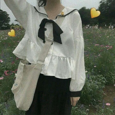允言/精选女/认识的人放眼里 重要的人放心里.