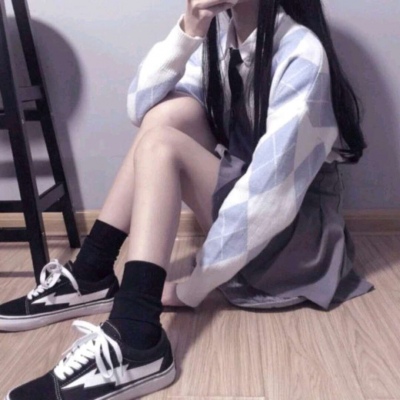 允言/精选女/认识的人放眼里 重要的人放心里.