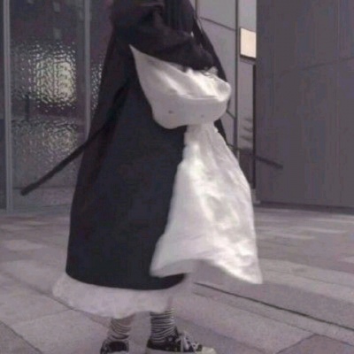 允言/精选女/认识的人放眼里 重要的人放心里.