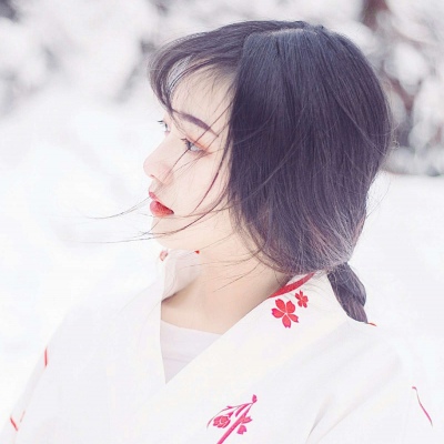 江奕/微信古风唯美女头/山河依旧荒凉 你也不再是人间的希望