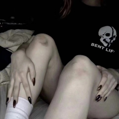 部位女头‖当你向我伸出手的时候，我这一生都能跟你走。
