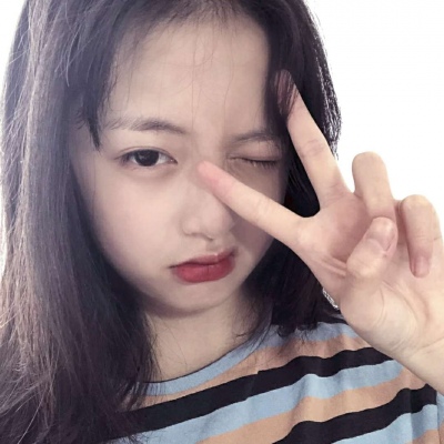 宋知意.微信女生组图.
图源堆糖灾妹。