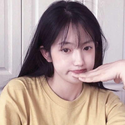 宋知意.微信女生组图.
图源堆糖灾妹。