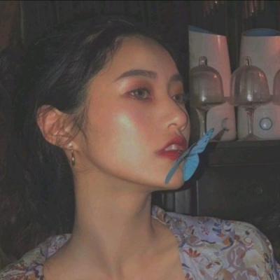 允言/成熟微信女头/整日无所事事却未感半分轻松